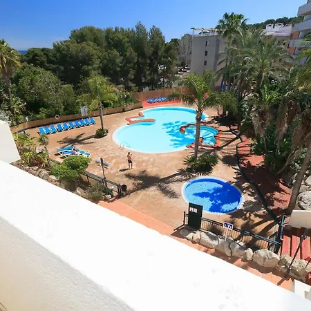 Uhc Festival Village Apartment