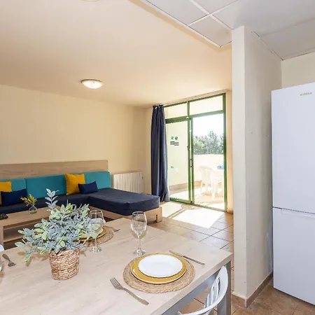 Uhc Festival Village Apartment *